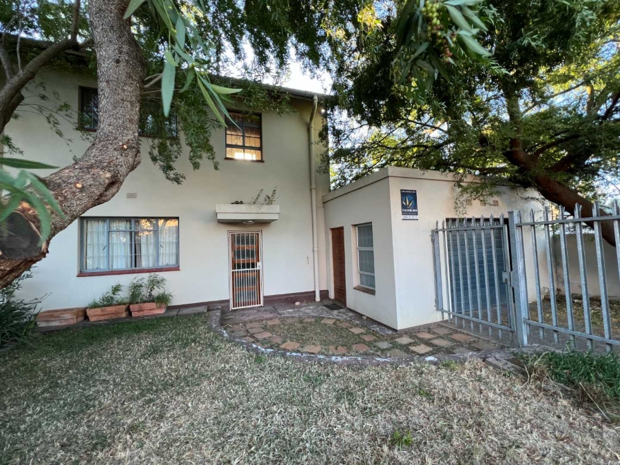 To Let 3 Bedroom Property for Rent in La Colline Western Cape